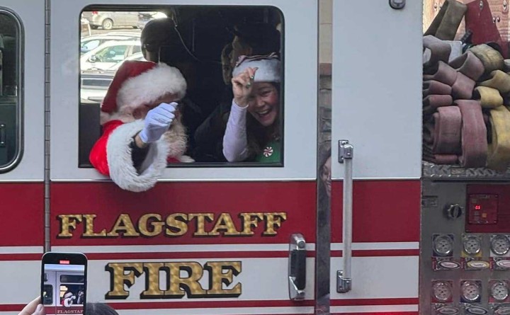 Santa's Grand Arrival & Holiday Kickoff!